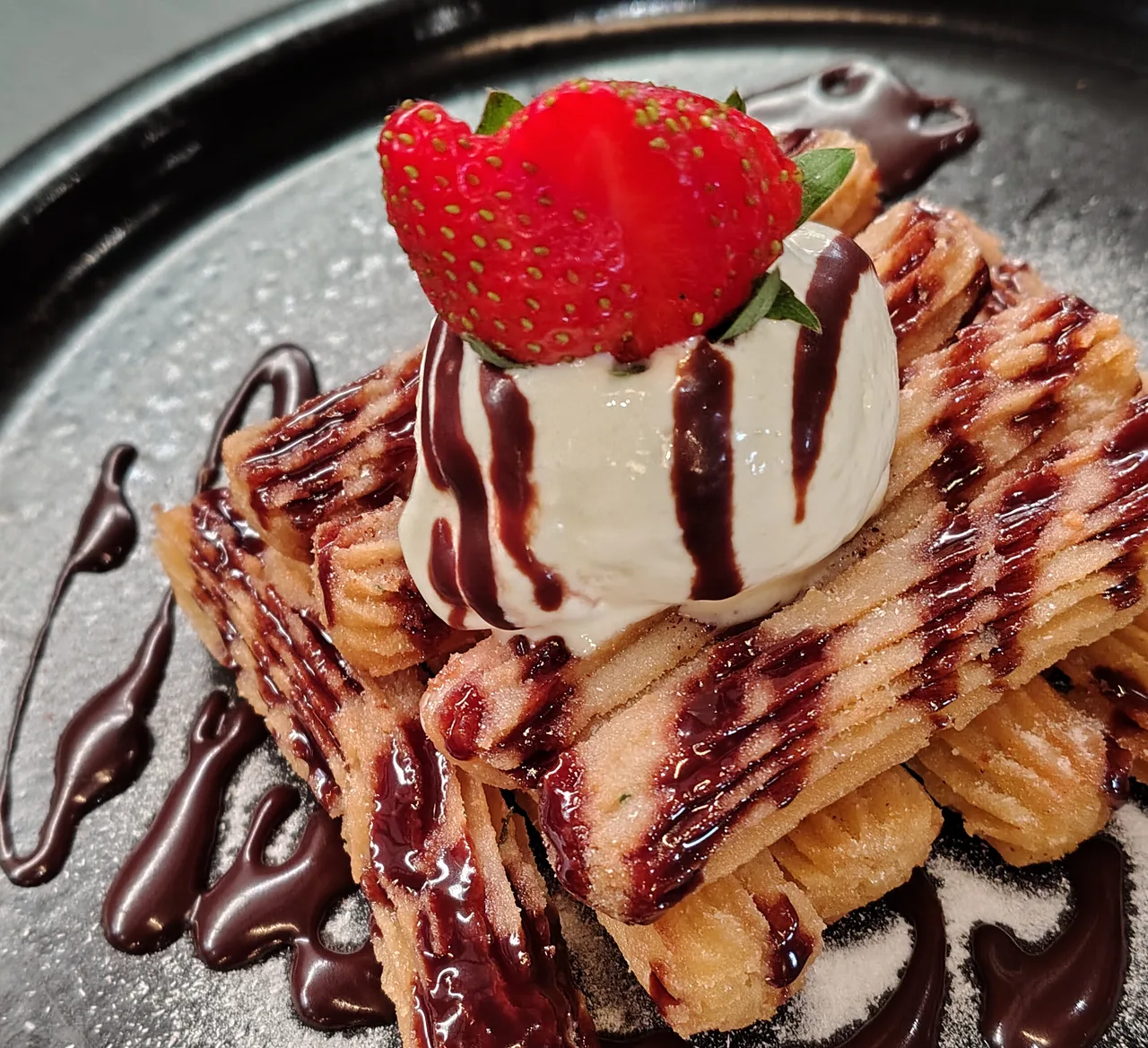 Tetra Coffee & Eatery: Nongkrong 24 Jam di Yogyakarta (Kusumanegara) yang Tenang Banget - Vibes Tenang Walau Sebelahan Sama Lapangan Padel
